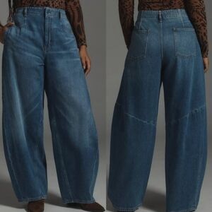 Pilcro Relaxed Barrel Jeans Size 28